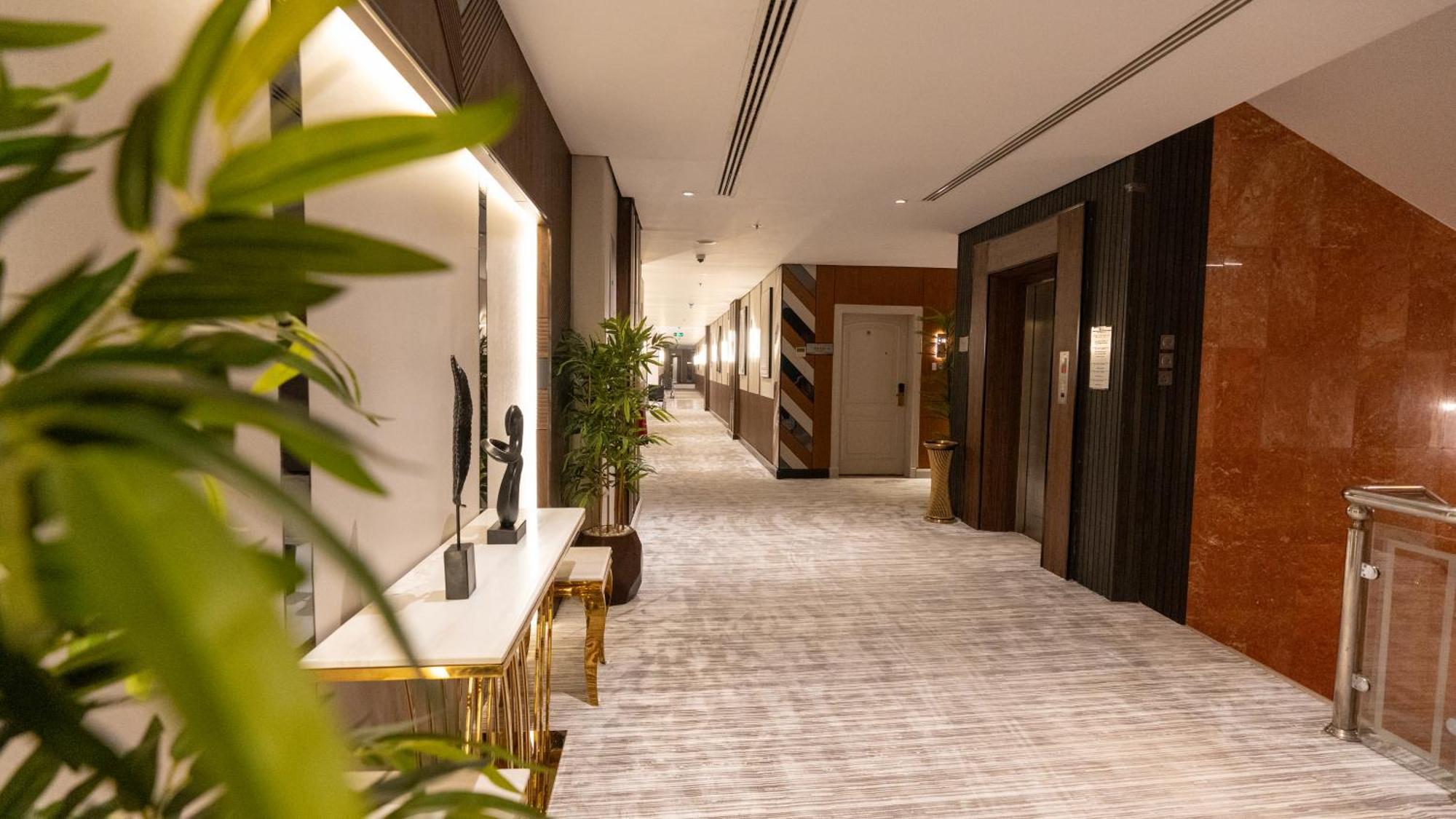 Brzeen Hotel Riyadh Eksteriør billede