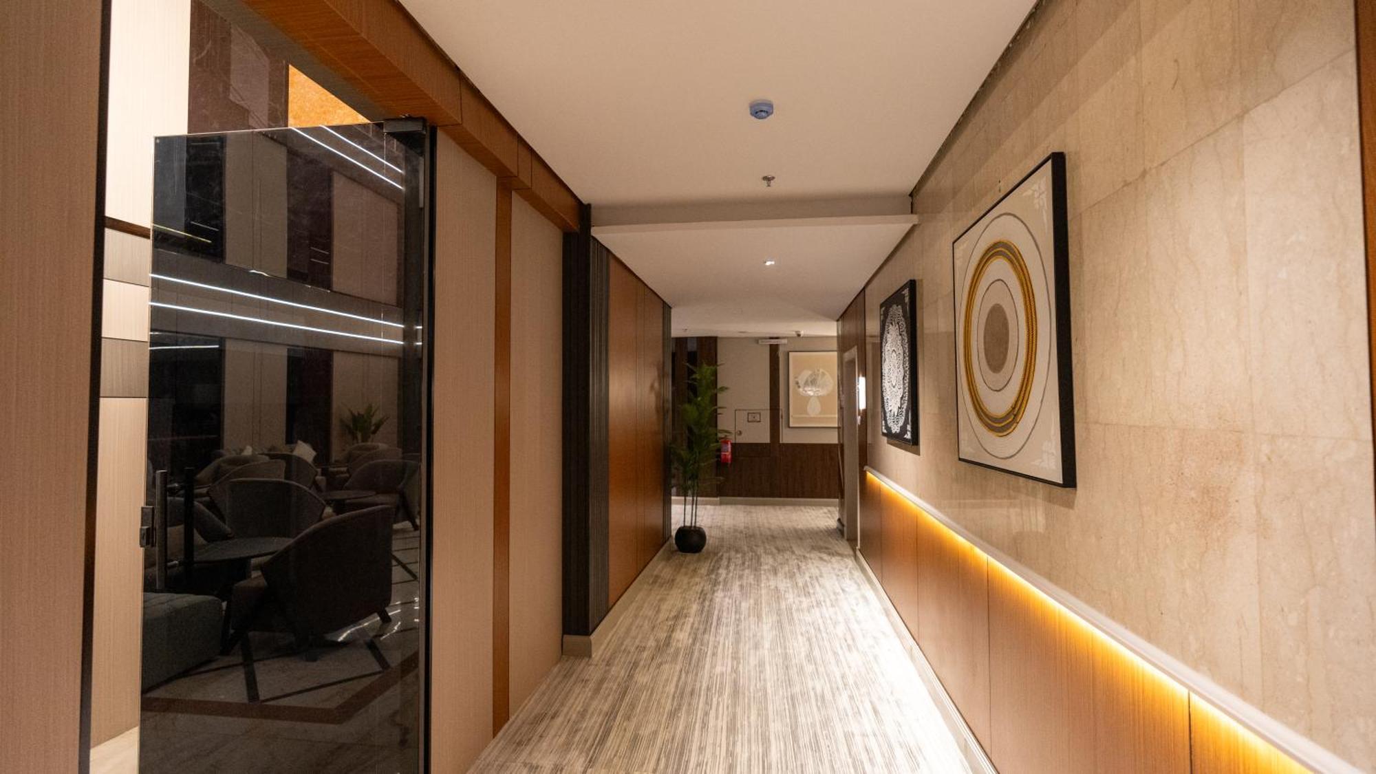 Brzeen Hotel Riyadh Eksteriør billede
