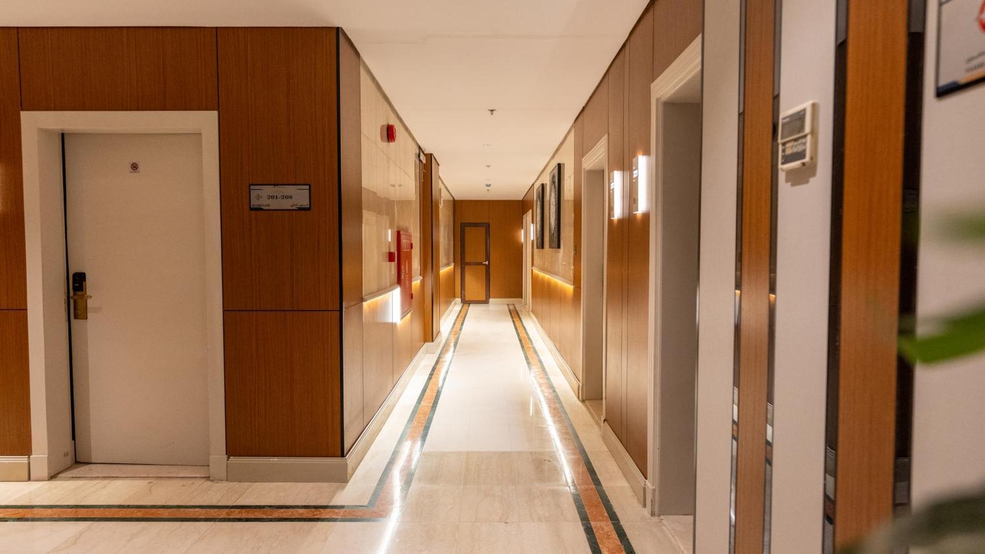 Brzeen Hotel Riyadh Eksteriør billede